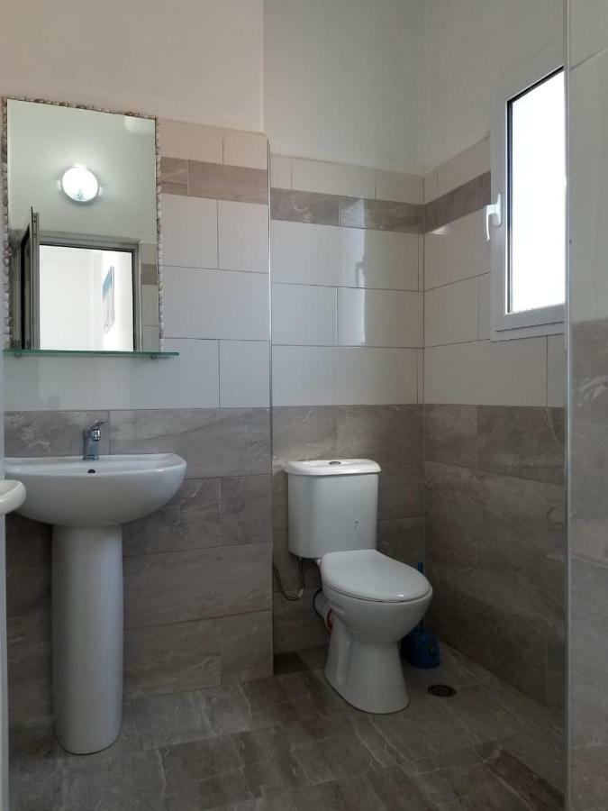 Romantika Shëngjin Exteriör bild